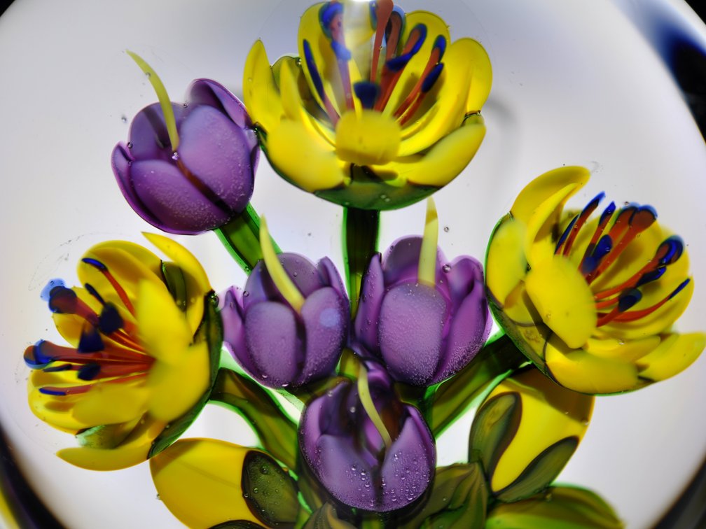 Ken Rosenfeld 1987 Floral Paperweight