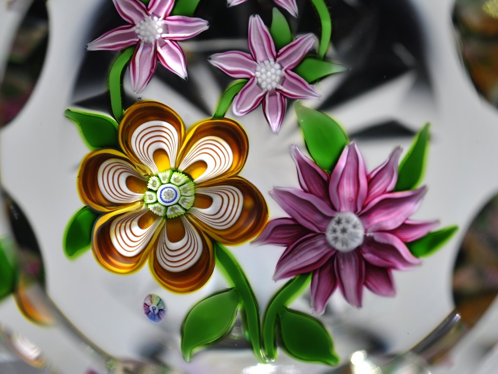Perthshire Faceted Floral Paperweight