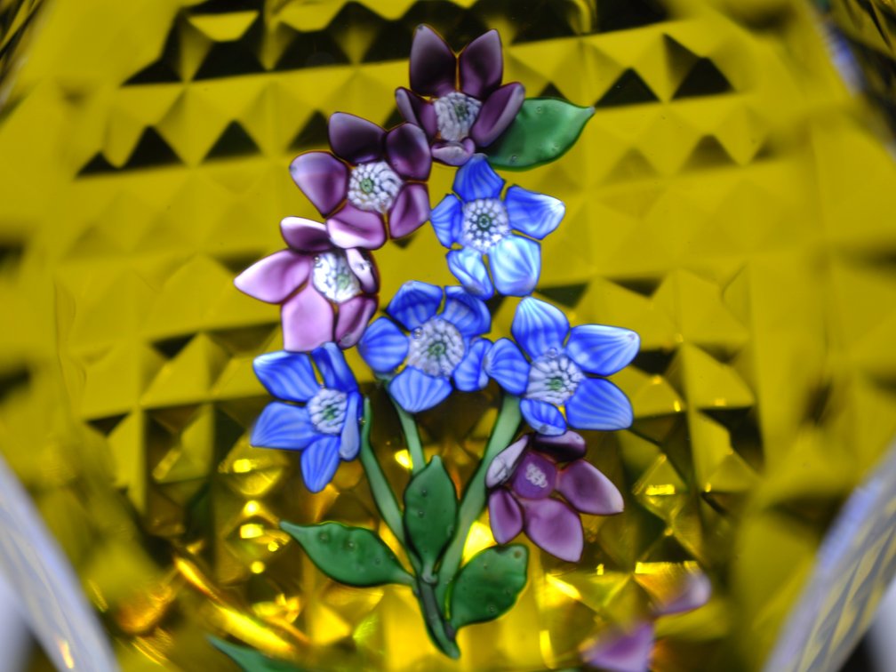 St. Louis 1979 Floral Paperweight