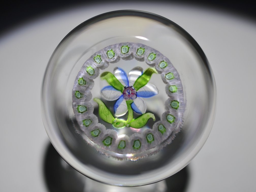Perthshire 1976c Miniature Flower Weight