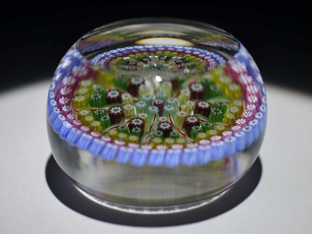 Perthshire 1978 PP28 Millefiori Weight