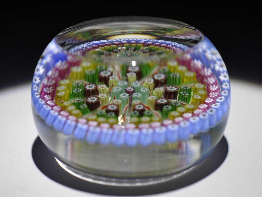Perthshire 1978 PP28 Millefiori Weight