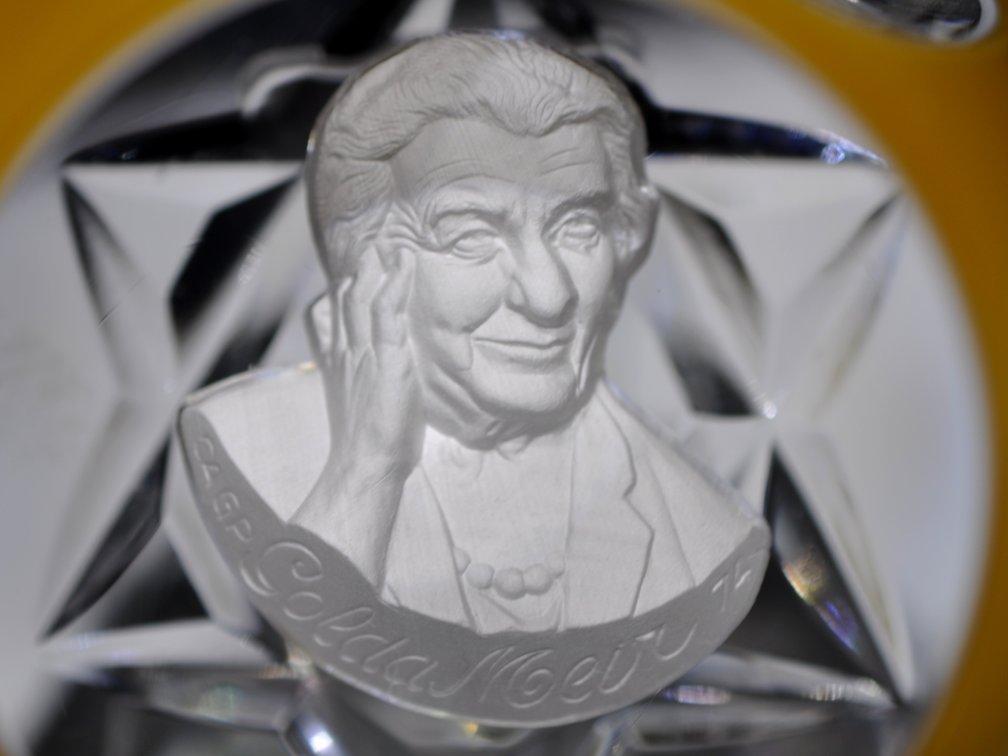 Cristal d'Albret Golda Meir Sulphide Paperweight