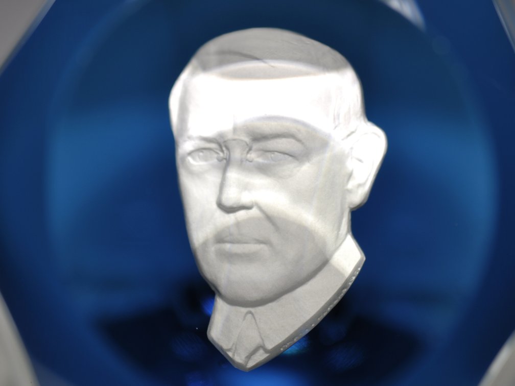 Baccarat Adlai Stevenson Sulphide Cameo