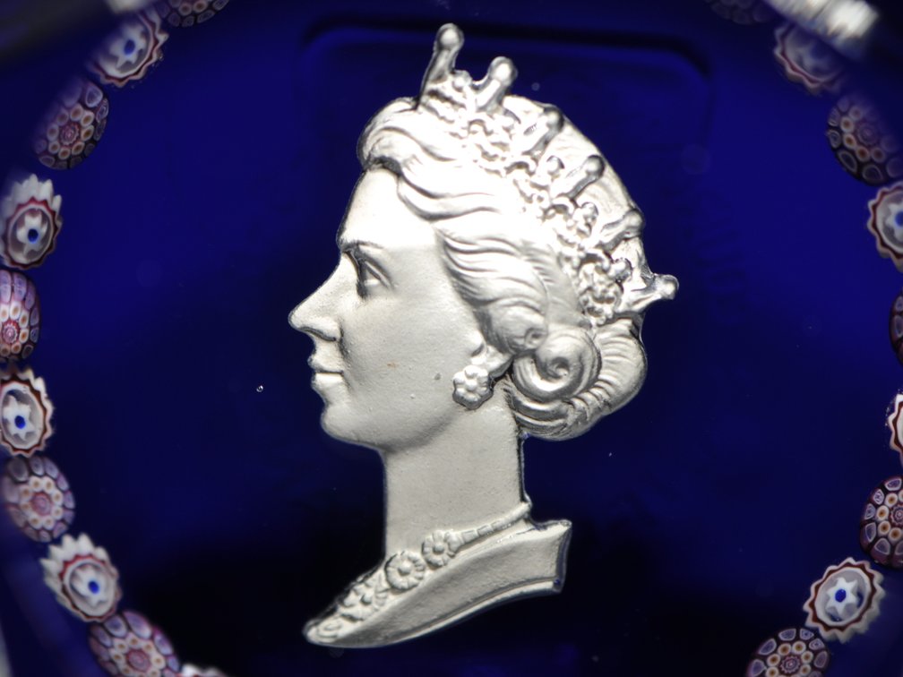 St. Louis 1953 Sulphide Paperweight