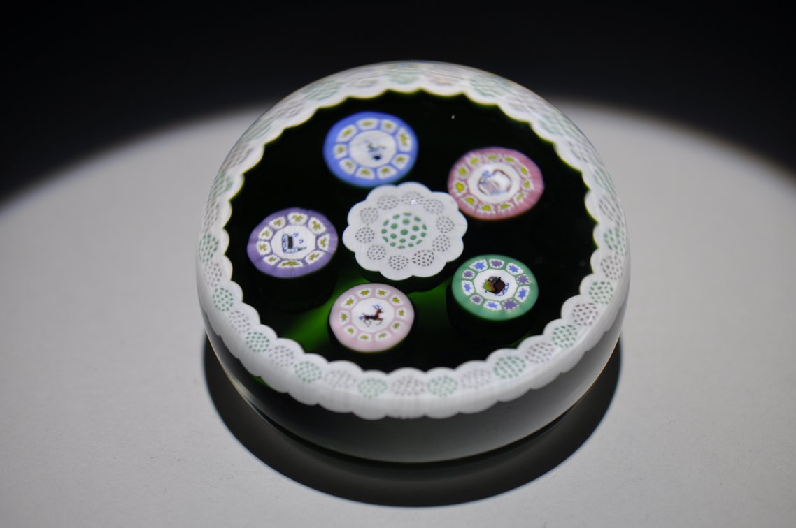 Perthshire 1981 Christmas Millefiori Weight