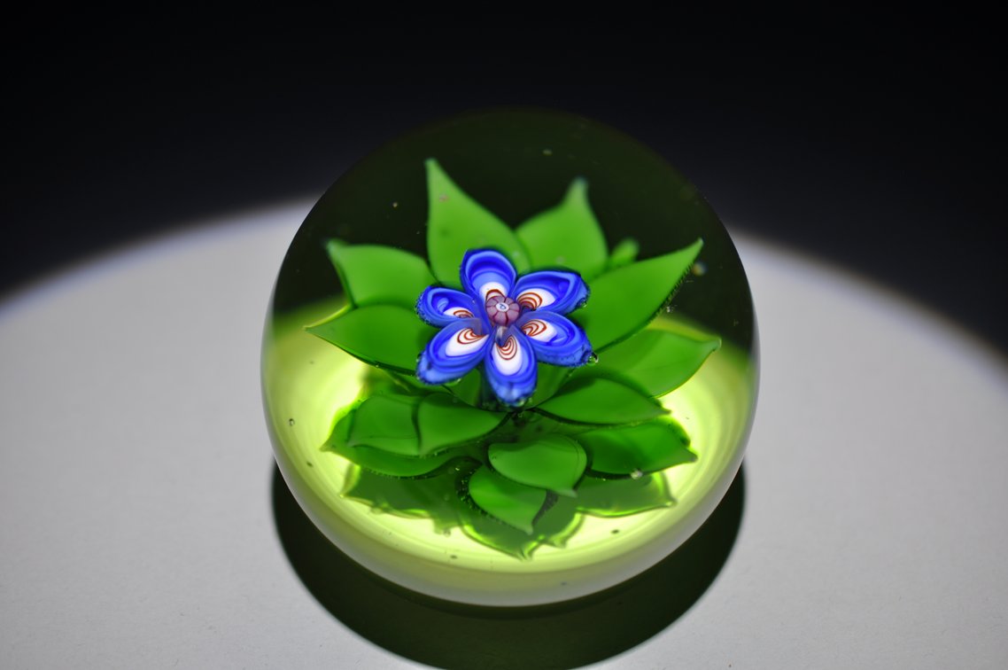 1980 Perthshire Lampwork Flower
