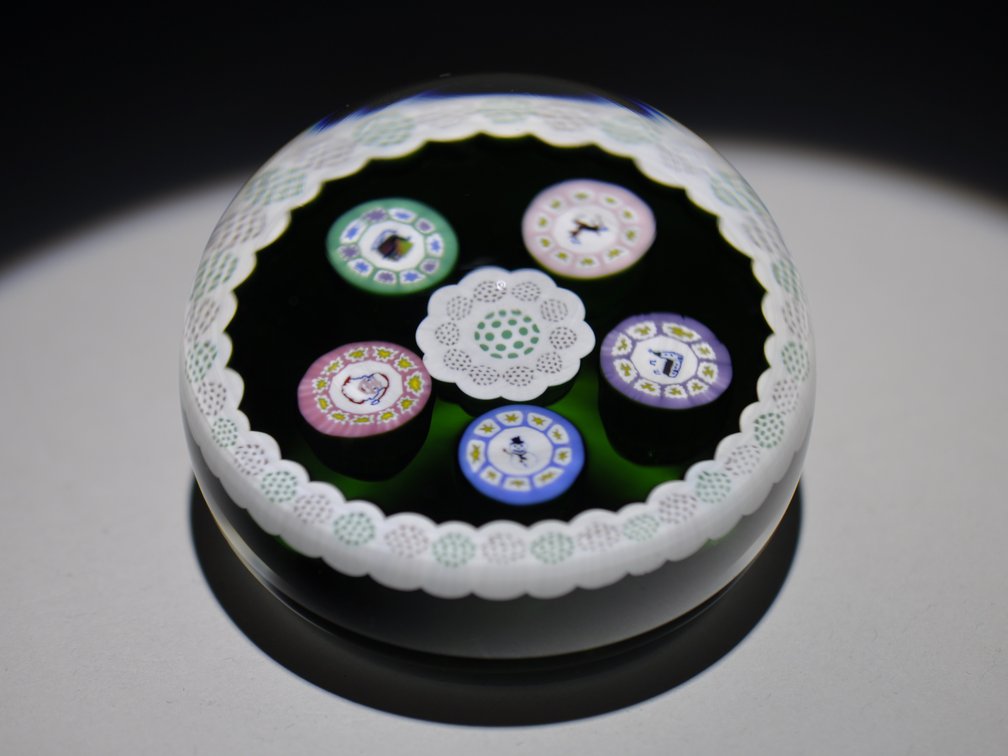 Perthshire 1981 Christmas Millefiori Weight