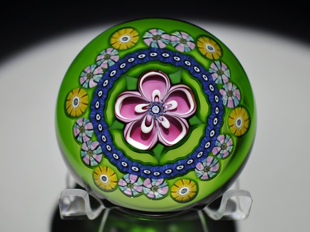 Perthshire 1982A Millefiori Flower