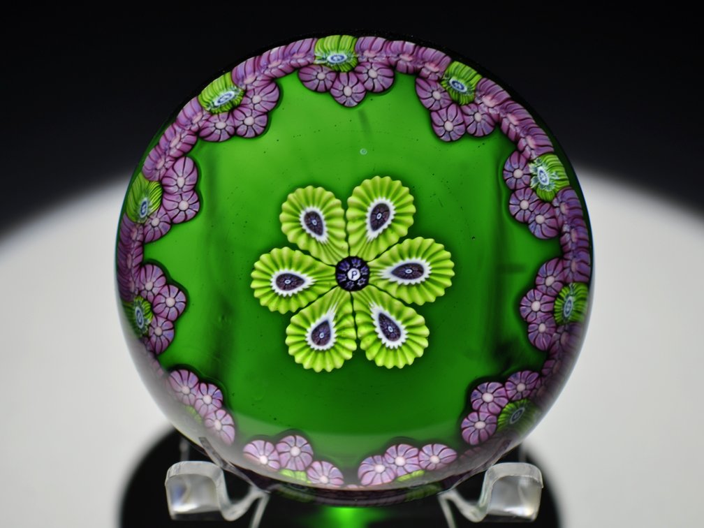 Perthshire 1977E  Millifiori Weight