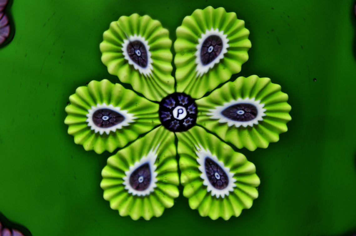 Perthshire 1977E  Millifiori Weight