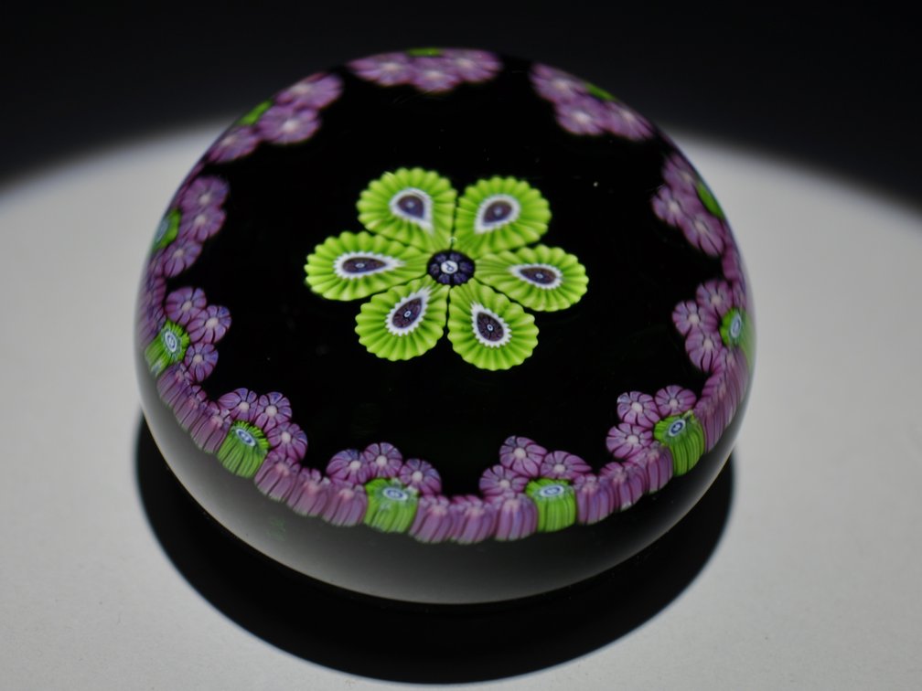 Perthshire 1977E  Millifiori Weight