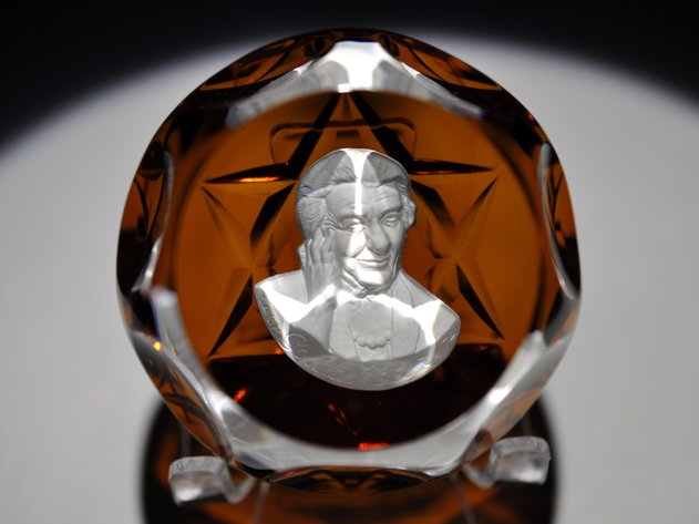 Cristal d'Albret 1974 Golda Meir Weight