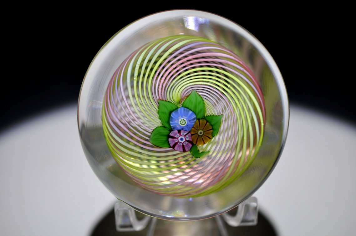 Perthshire 1977 Nosegay Floral Swirl