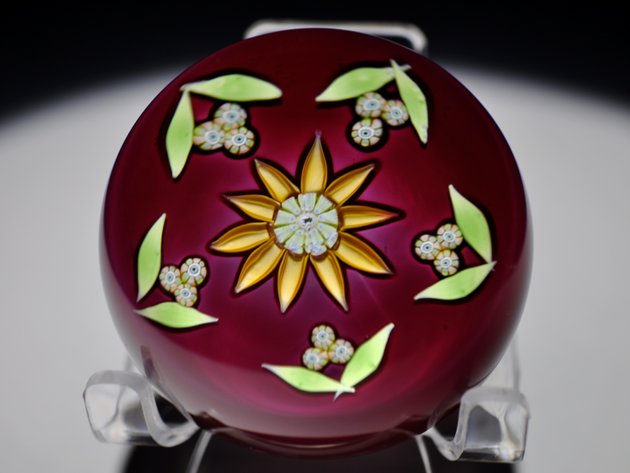 Perthshire 1979 Yellow Lampwork Flower