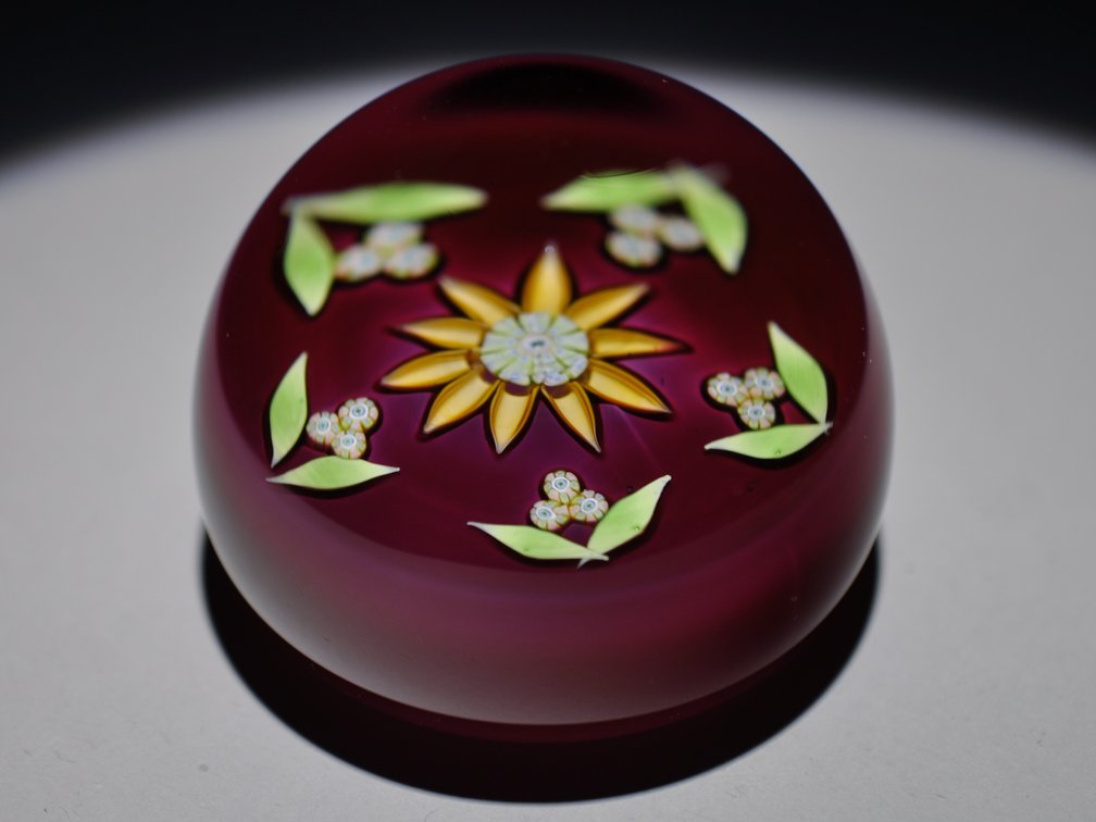 Perthshire 1979 Yellow Lampwork Flower