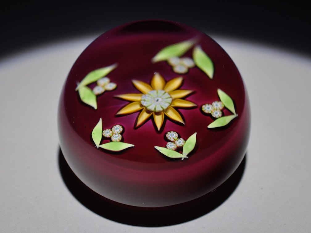 Perthshire 1979 Yellow Lampwork Flower