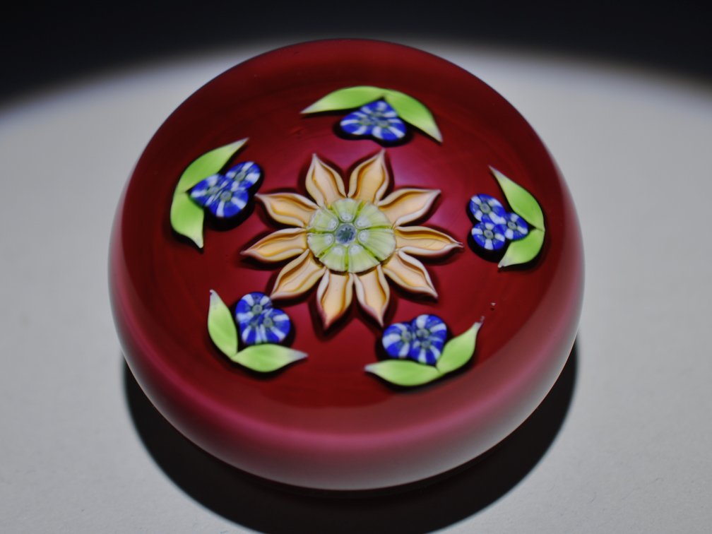 Perthshire 1980 Yellow Lampwork Flower