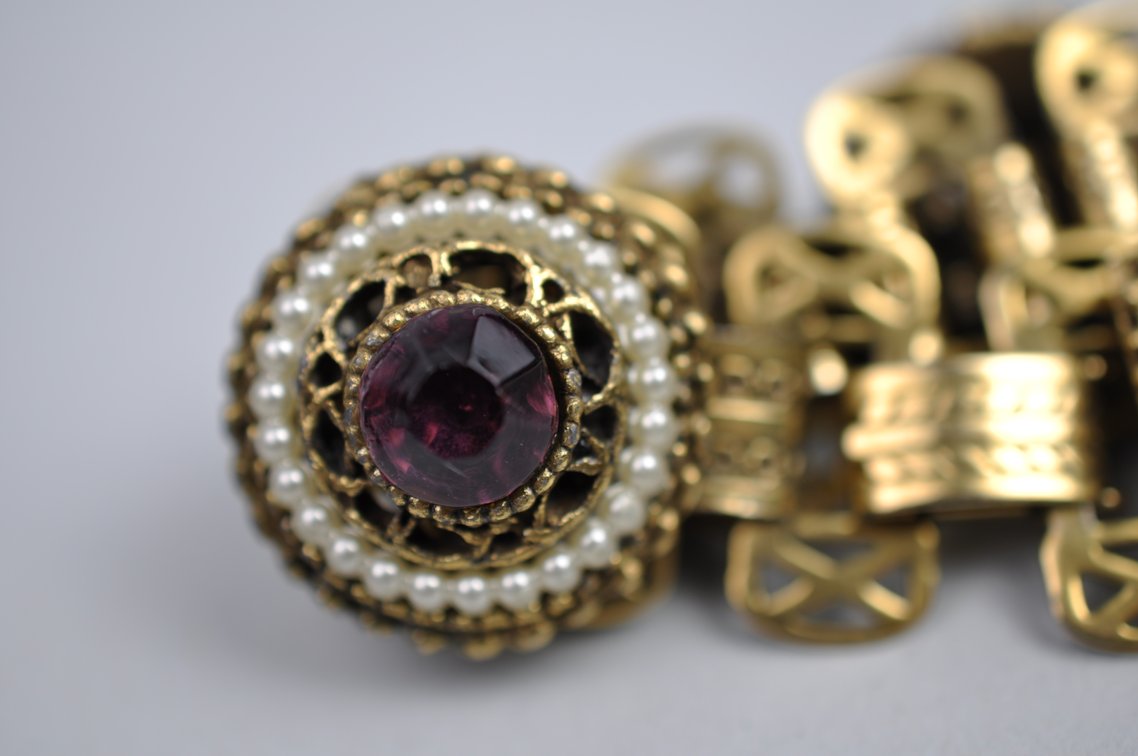 Brooch Pins Czech Glass Victorian Revival Art Deco