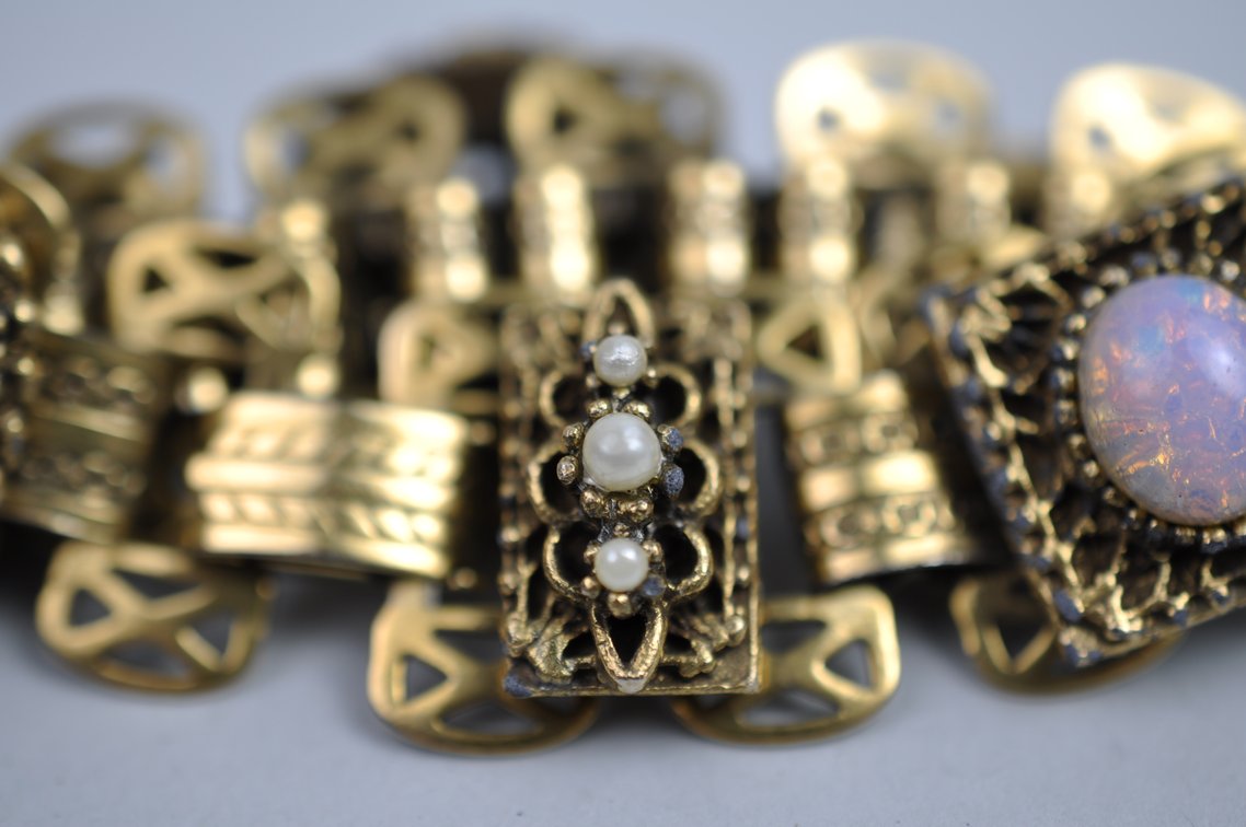 Brooch Pins Czech Glass Victorian Revival Art Deco