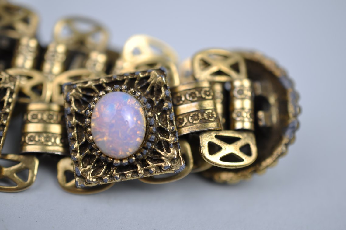 Brooch Pins Czech Glass Victorian Revival Art Deco