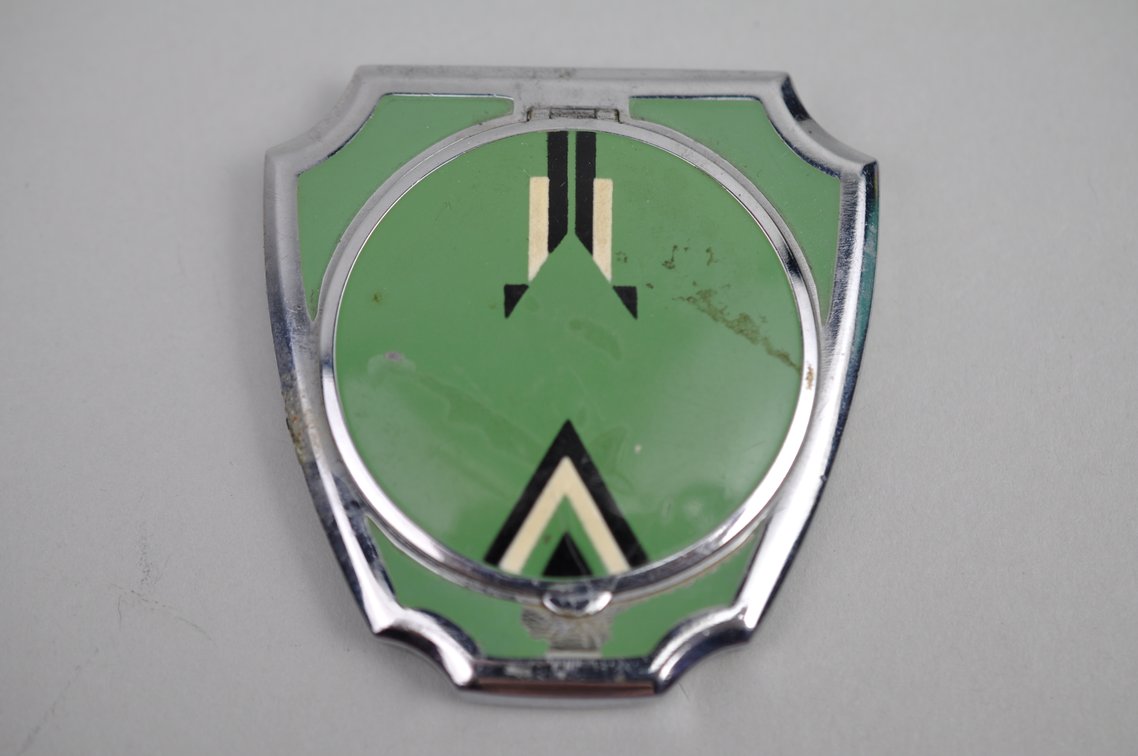 Compacts, Mirror, Perfume Vanity Fashion Accessories, photo 24 of 47