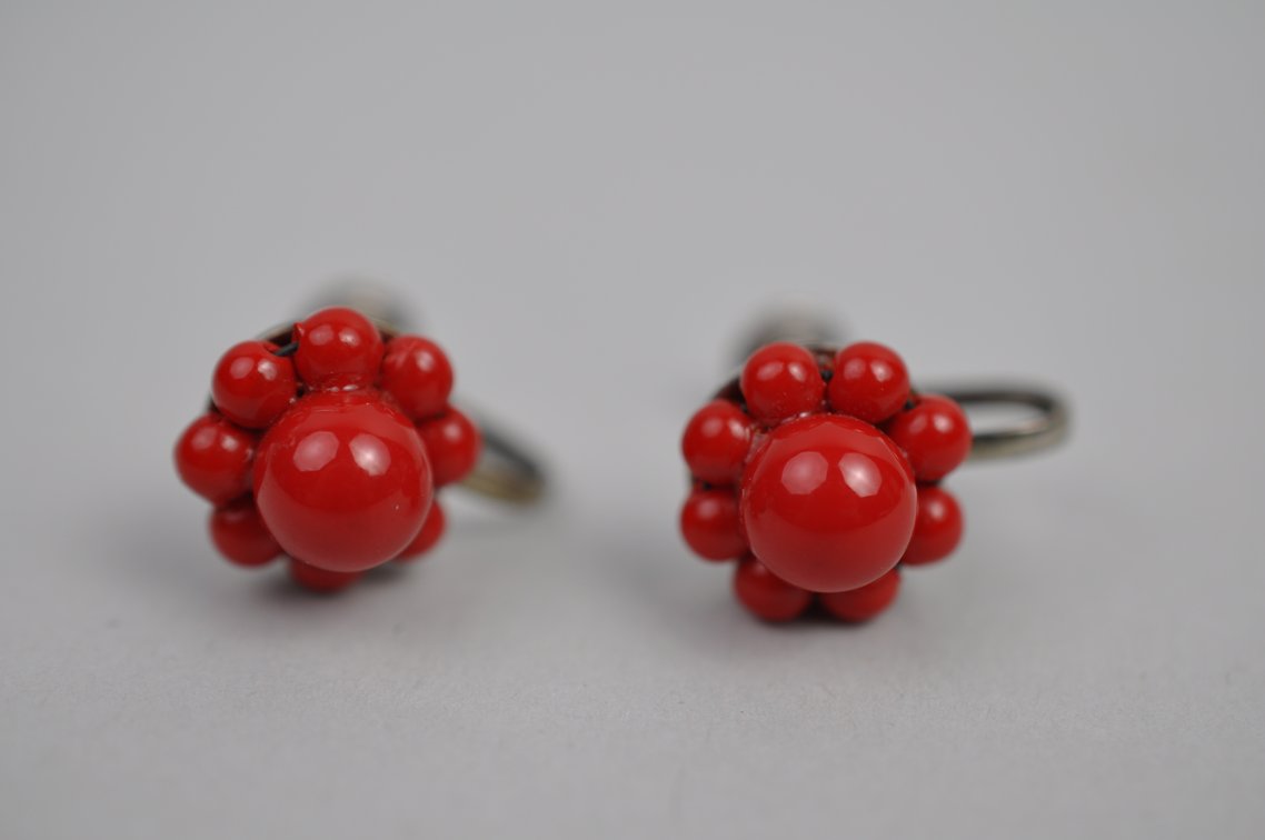 Costume Jewelry Red Black, photo 16 of 23
