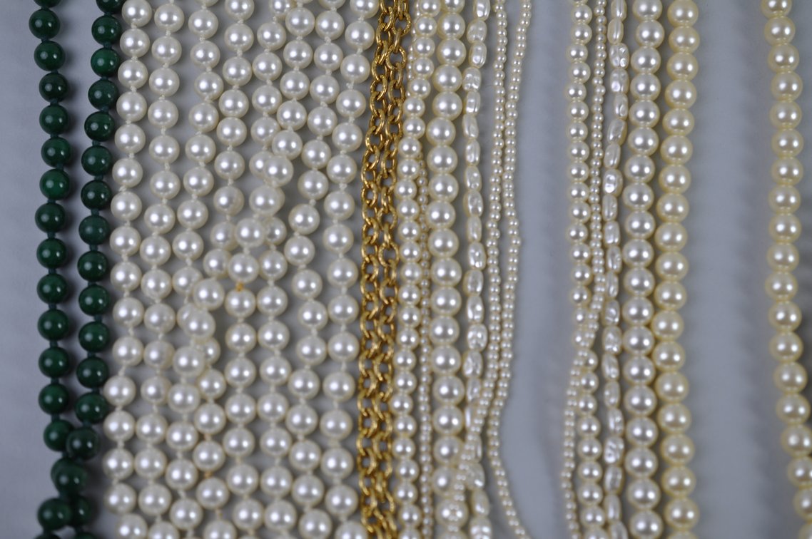 Costume Jewelry Gold Tone Cream