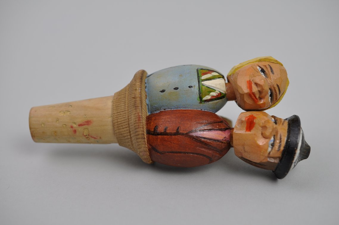 Anri Italian Hand-Carved Bottle Stoppers