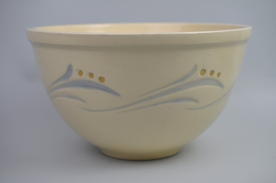 Pfaltzgraff & Roseville Stoneware Mixing Bowls