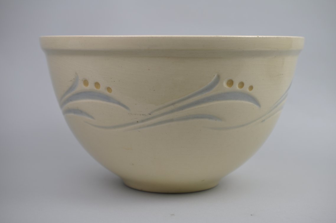 Pfaltzgraff & Roseville Stoneware Mixing Bowls