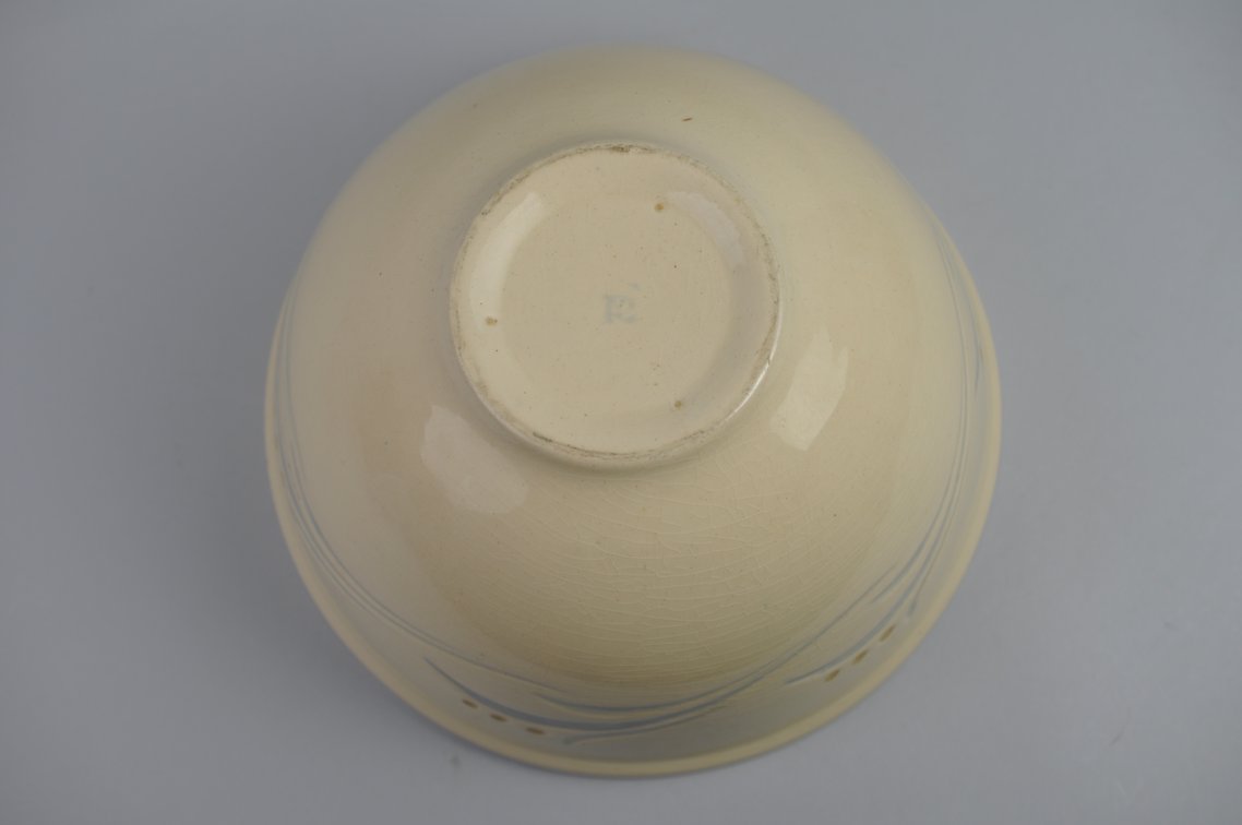 Pfaltzgraff & Roseville Stoneware Mixing Bowls
