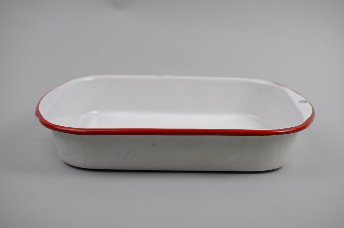 Farmhouse/Hospital Vintage White Enamelware, photo 4 of 36