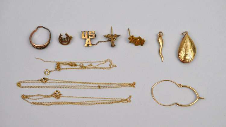14K Gold Pendants Necklaces Pins