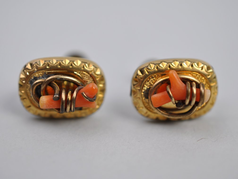 Gold Tone Coral Brooch Earrings, photo 9 of 13