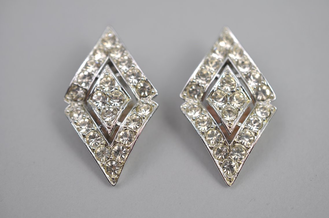 Sarah Coventry Bracelet Earrings, photo 2 of 15