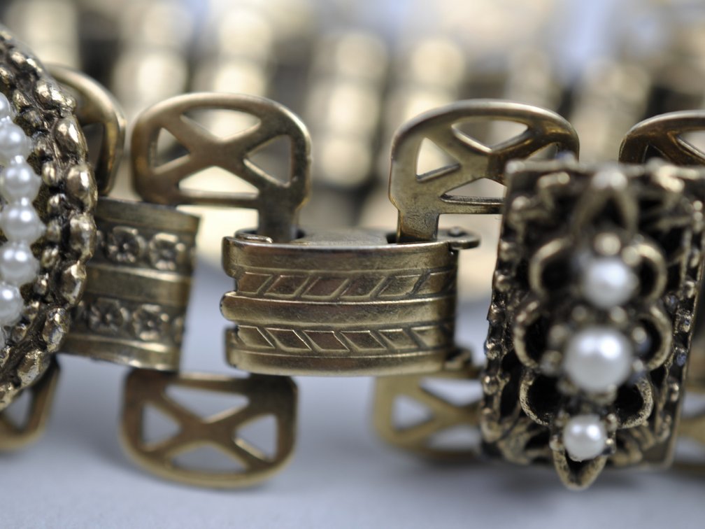 Brooch Pins Czech Glass Victorian Revival Art Deco, photo 10 of 25