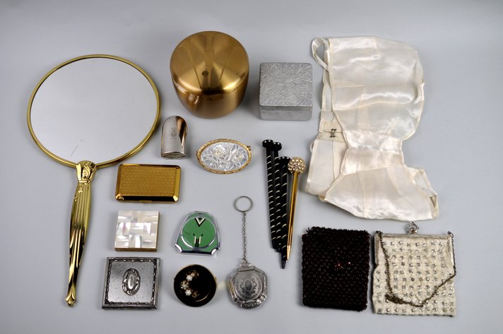 Compacts, Mirror, Perfume Vanity Fashion Accessories