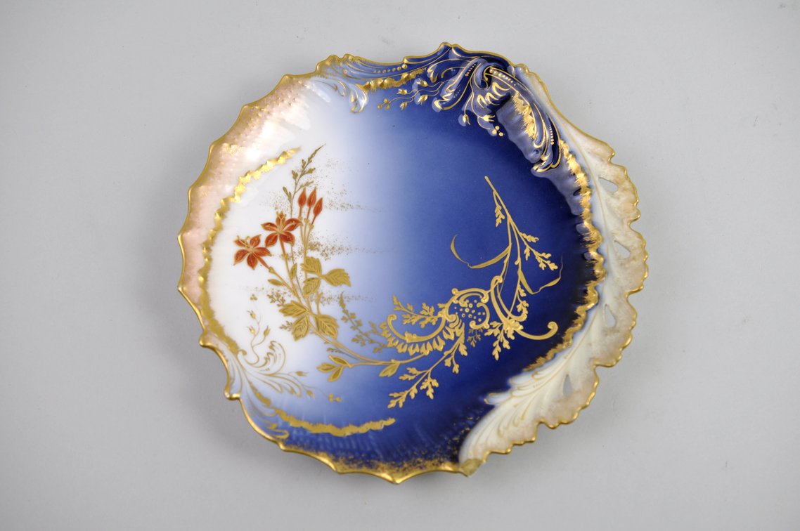 M. Redon Limoges Cabinet Plate