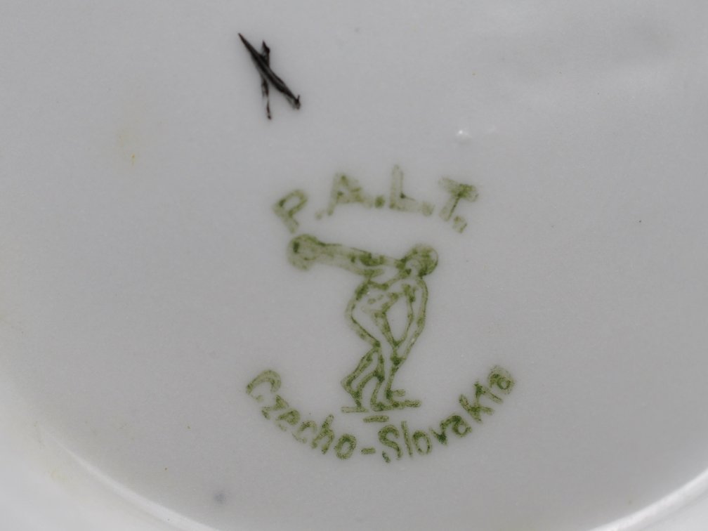 Czechoslovakia PALT White Pearl Tea Set, photo 11 of 55