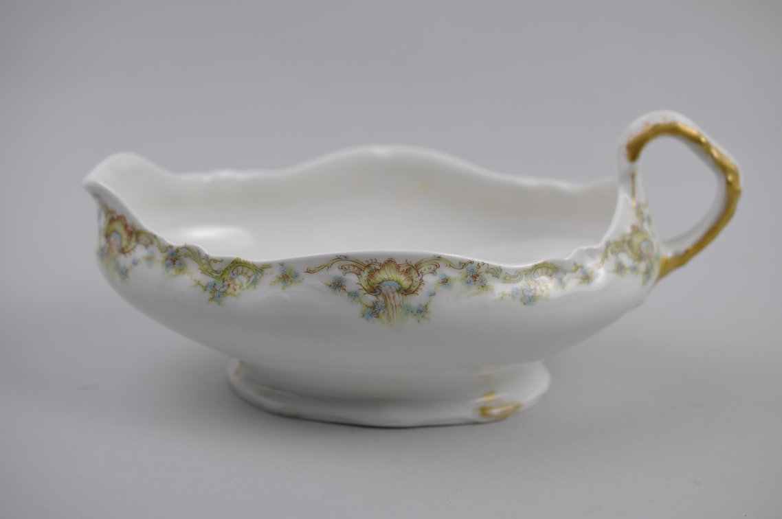 78 Piece Theodore Haviland China Collection, photo 21 of 93