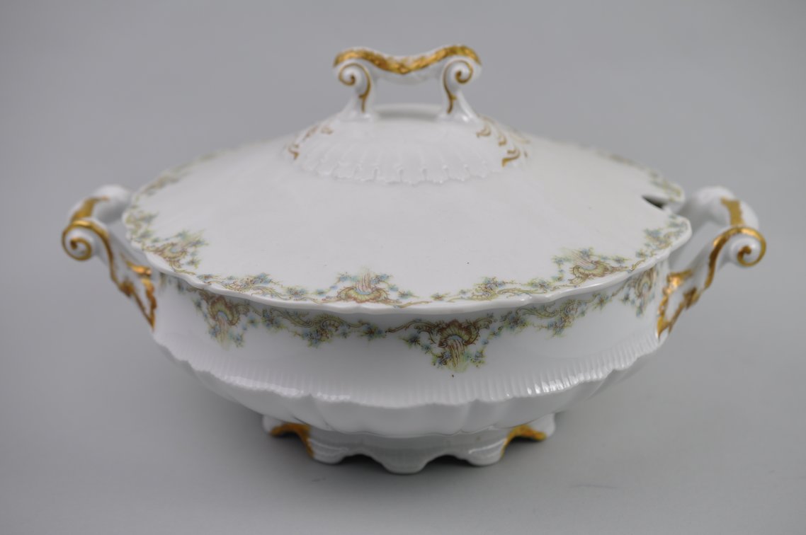 78 Piece Theodore Haviland China Collection, photo 26 of 93
