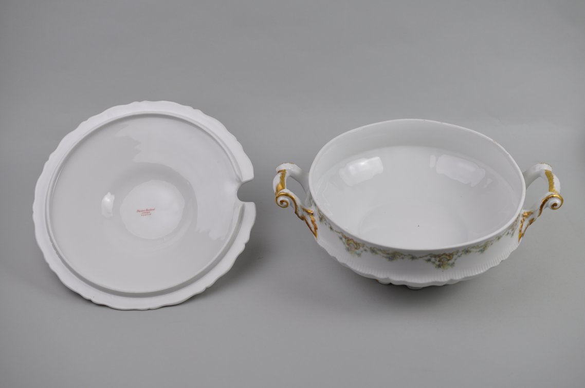 78 Piece Theodore Haviland China Collection, photo 27 of 93