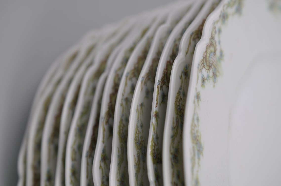 78 Piece Theodore Haviland China Collection, photo 55 of 93