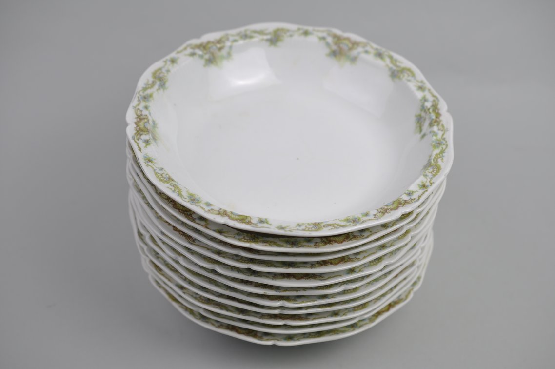 78 Piece Theodore Haviland China Collection, photo 61 of 93