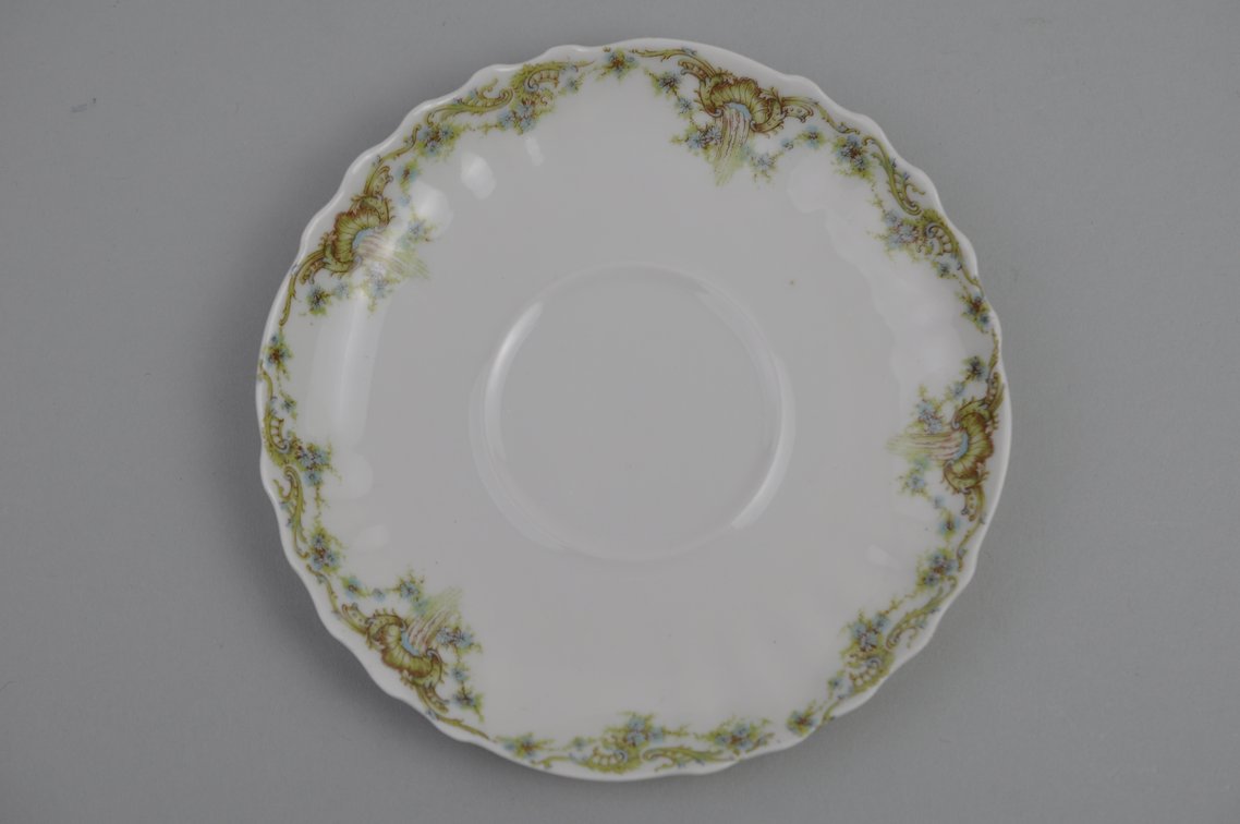 78 Piece Theodore Haviland China Collection, photo 72 of 93