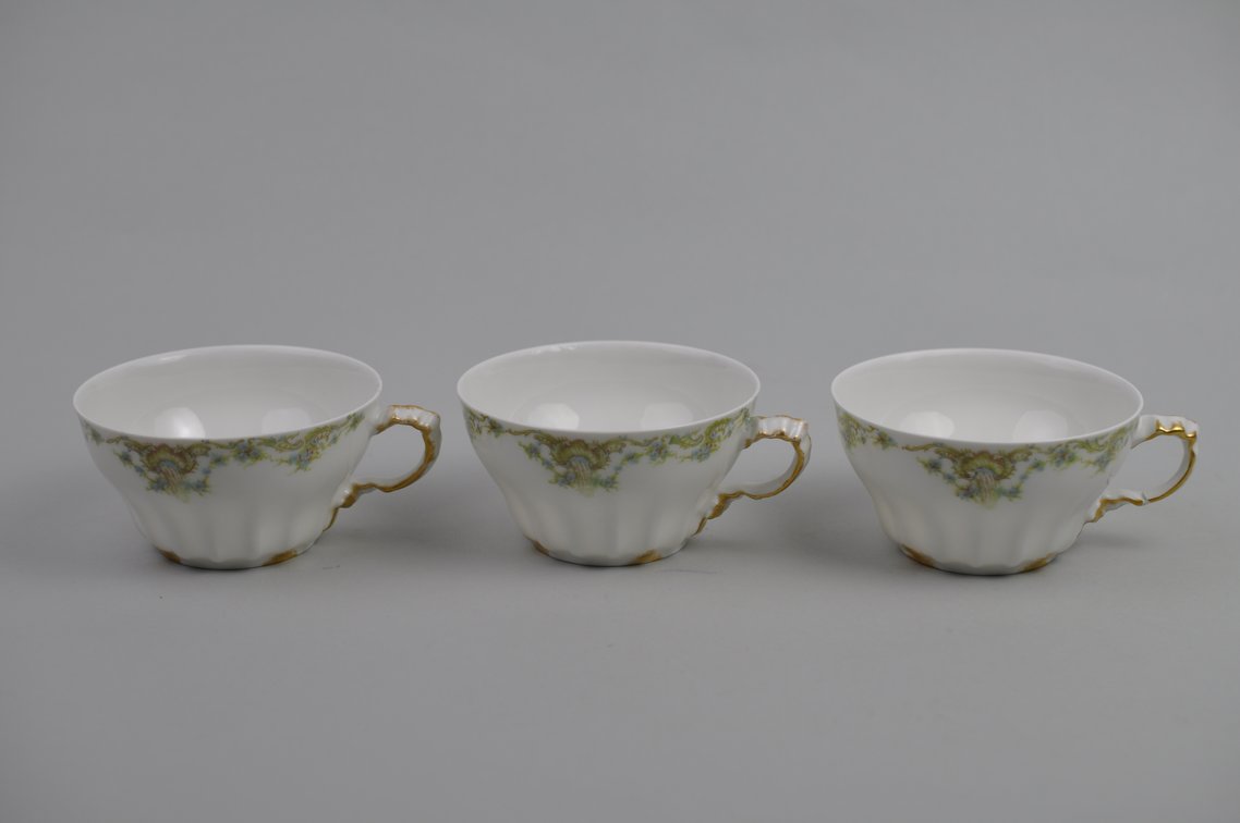 78 Piece Theodore Haviland China Collection, photo 85 of 93