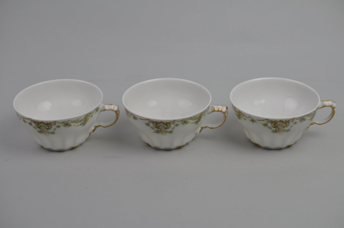 78 Piece Theodore Haviland China Collection, photo 88 of 93