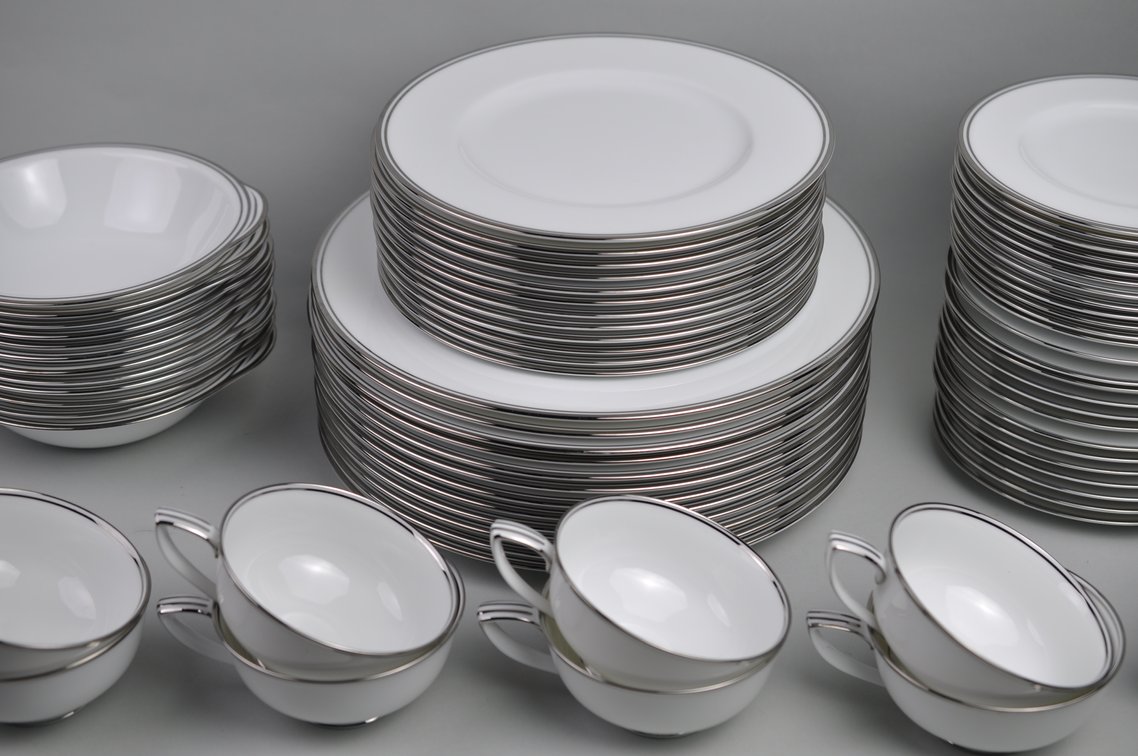 Noritake Fine China Winston Set