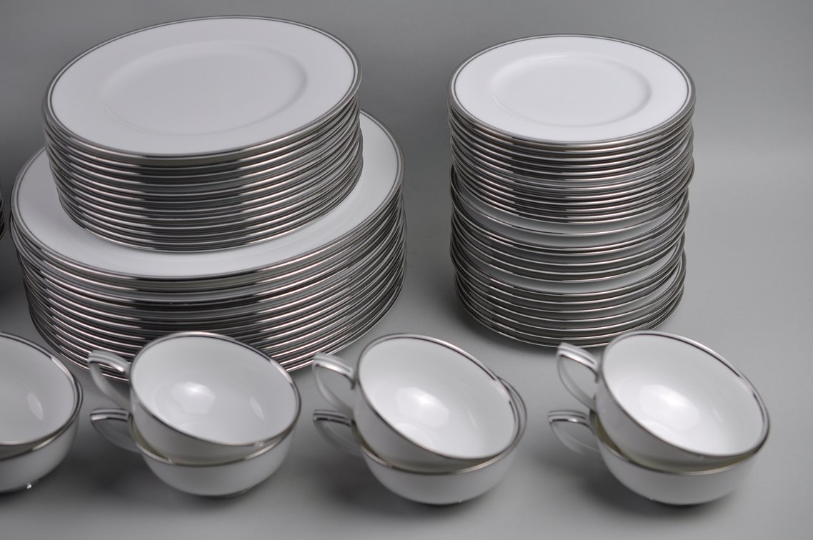 Noritake Fine China Winston Set